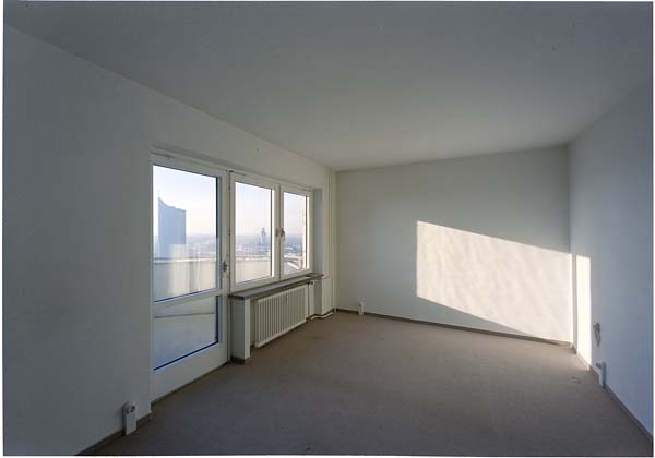 LEIPZIG, Wintergarten-Hochhaus, room inside, looking south, Dez.2002