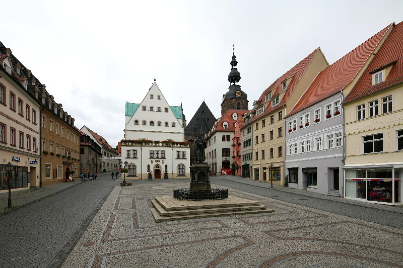 Lutherstadt Eisleben, Marktplatz, Standort für Gruppenbild mit Luther, Ansicht nach West