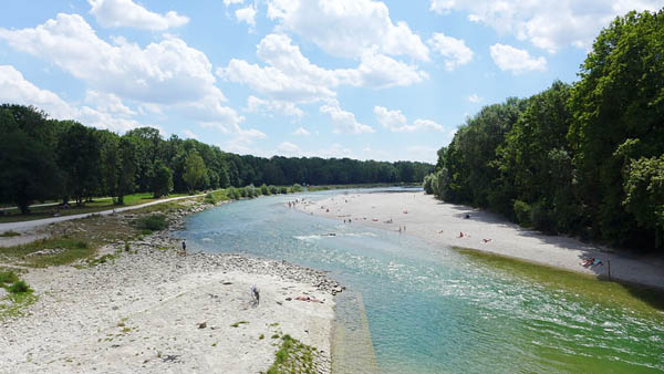das Isar-Bad am Grünwald ist jetzt frei, MÜNCHEN, 21.07.2015